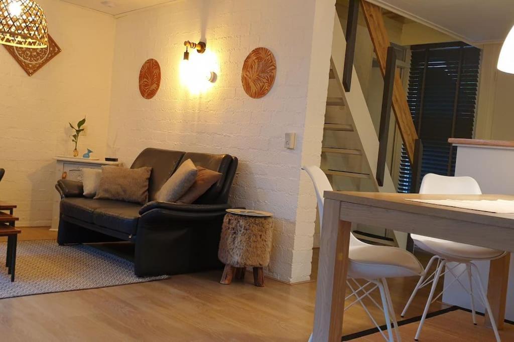 Ervaar Vredige Rust In Deze Charmante Knusse Bungalow Posterholt Luaran gambar